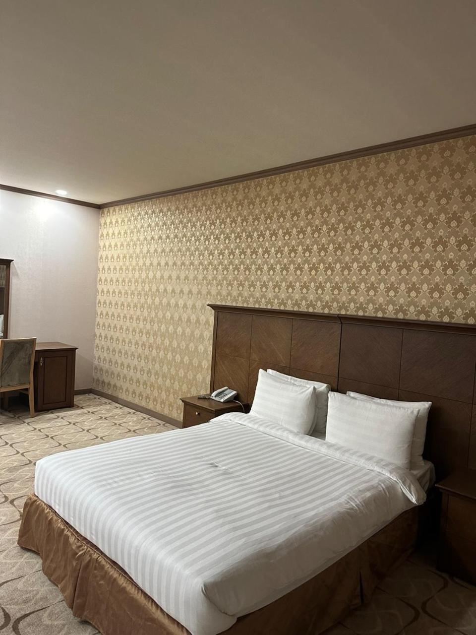 Sunjin Grand Hotel Oulan-Bator Extérieur photo