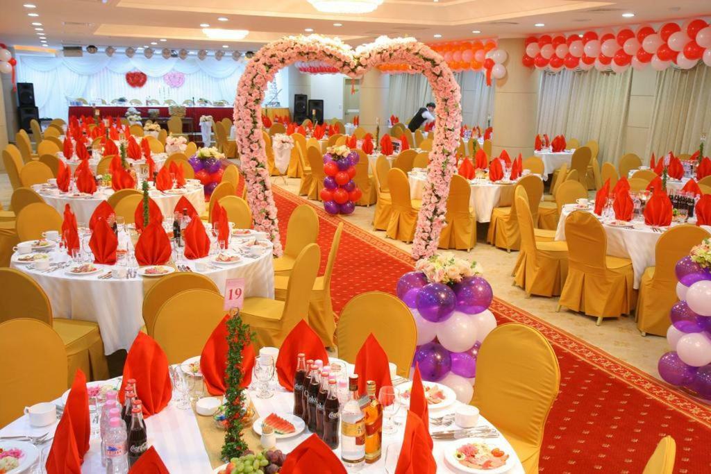 Sunjin Grand Hotel Oulan-Bator Extérieur photo